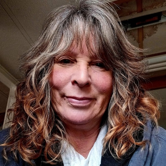 Meet your Posher, Elizabeth - Picture 1 of 1